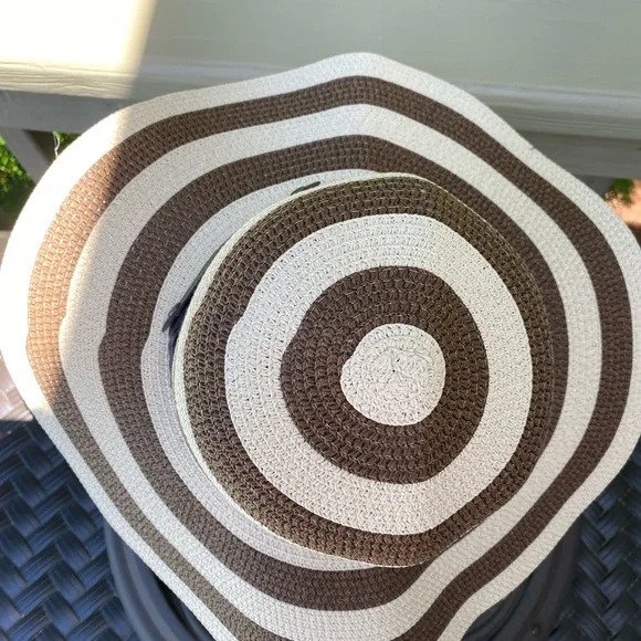 NWOT SUNLILY Striped Brown and Cream Sun Hat, Size: S/M (fits up to 22” head) - Picture 4 of 8